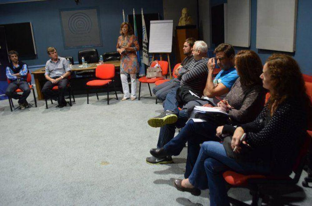 Coopelectric respondi� dudas de empresarios e industriales por el aumento de tarifas