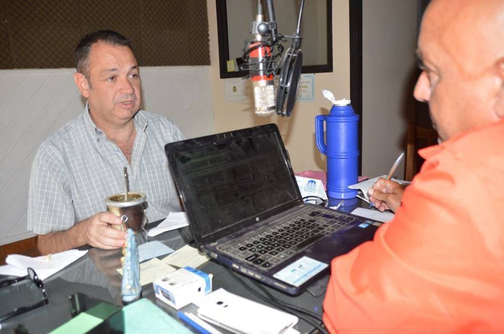 GESTION, VIVIENDAS, SALUD, AUMENTO DE TASAS Y SUELDO A EMPLEADOS, COPARTICIPACION, FUNCIONARIOS Y LA INTERNA RADICAL FUERON LOS TEMAS DEL INTENDENTE CELLILLO EN FM 93.9