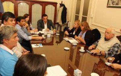 C�ffaro se reuni� con legisladores de Cambiemos y del Frente Renovador