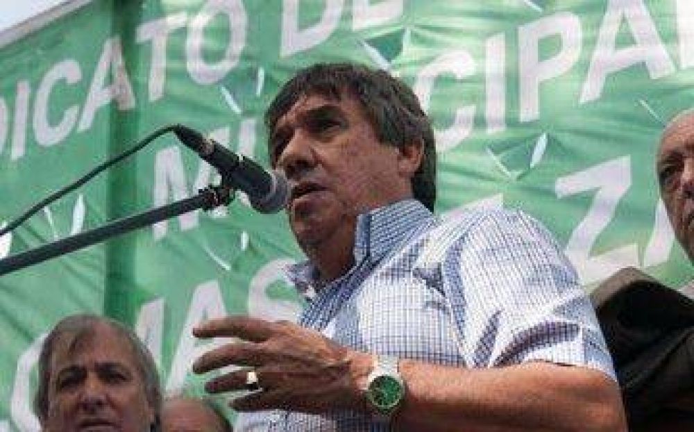Rub�n Garc�a: �En Avellaneda, hay 150 compa�eros despedidos�