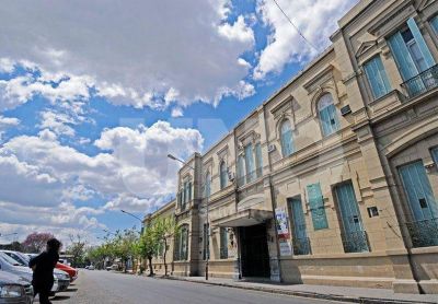 AMRA convoc� a un paro para el 15 de marzo en los hospitales provinciales