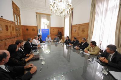 Frigerio recibi� a intendentes vecinalistas de Entre R�os 