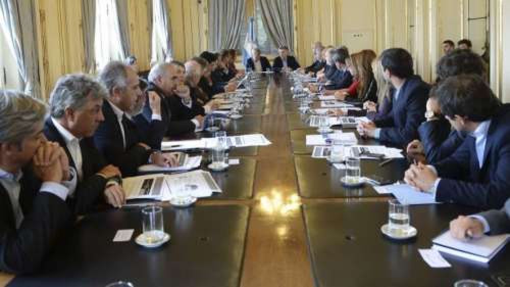 Tres gobernadores apoyan el proyecto de pago a los holdouts: entre ellos Urtubey