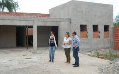 Saladillo: El Intendente Salom�n visit� la obra del CEDIS