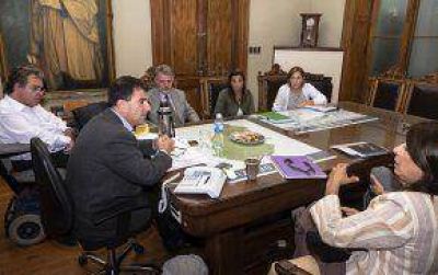 El Intendente recibi� al delegado en Azul del Tribunal de Cuentas