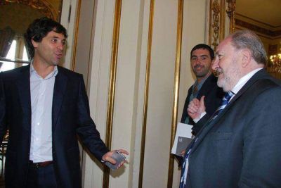 Coparticipaci�n: a Verna le dan la raz�n, pero por ahora el Gobierno no pone plata