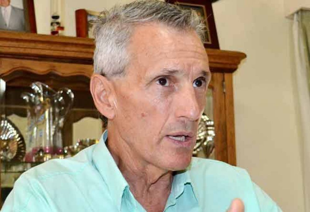 Tierno clausur� pe�a baile en el Club Belgrano