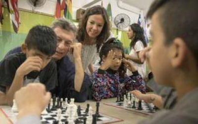 Sin ofrecer declaraciones, Macri y Vidal estuvieron en un centro comunitario de Vicente L�pez