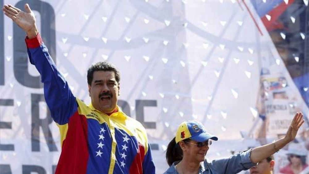Maduro lanza el �gran censo nacional de chavistas aut�nticos�