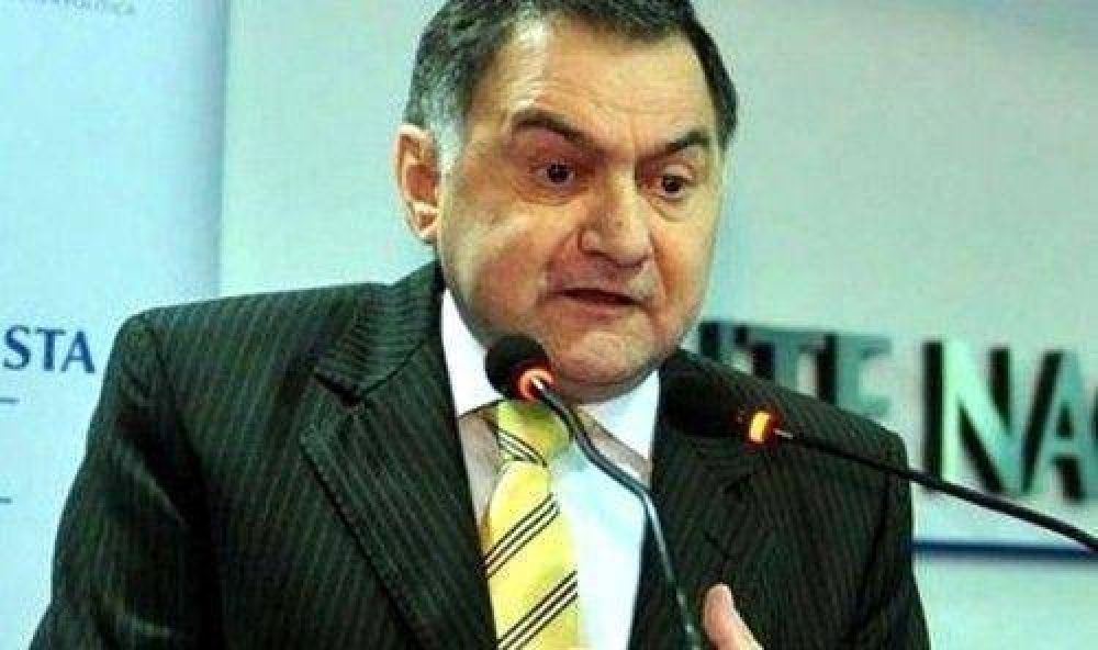 Pereyra abri� el juego de la FAM a los intendentes de todos los partidos