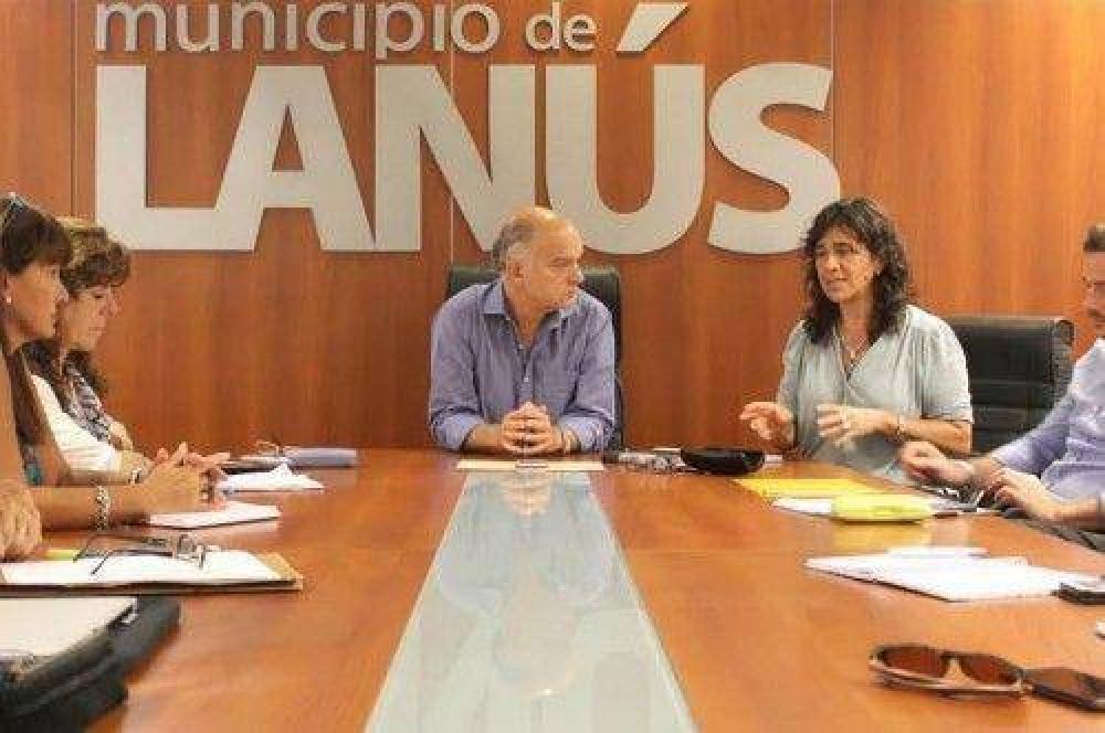 Grindetti recibi� a la ministra de Salud