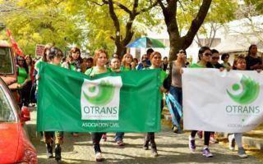La Plata: Transexuales denuncian maltrato por parte de la polic�a