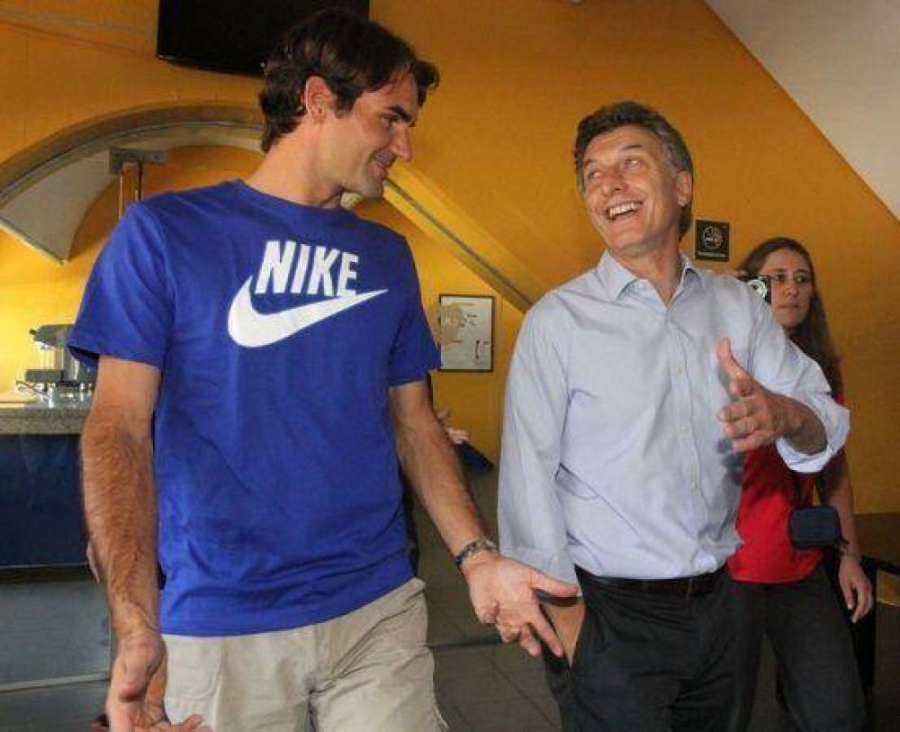Olivos: un concejal PRO le arregla la cancha de tenis a Macri