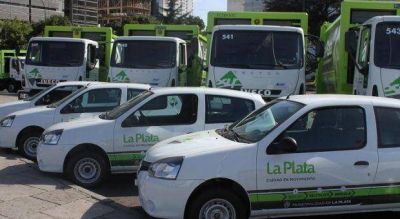 Garro present� los nuevos m�viles para controlar a ESUR y equipos de fumigaci�n