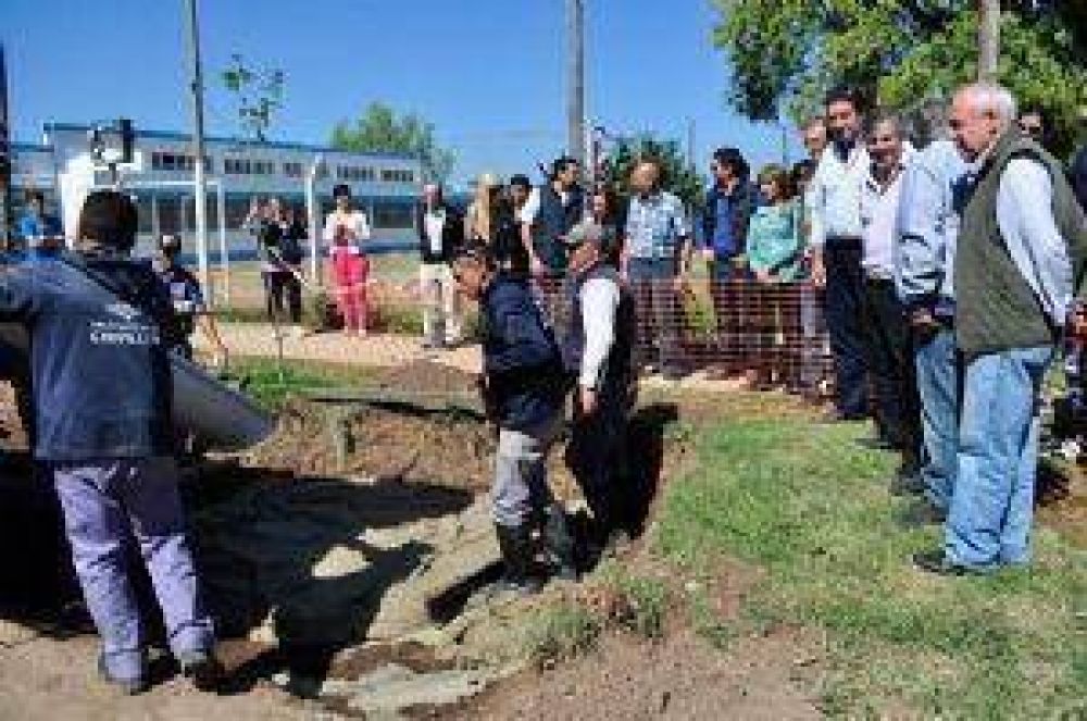 Britos confirm� la llegada de $25M para obras y otros de $2 M para finalizar la torre 1 del Federaci�n