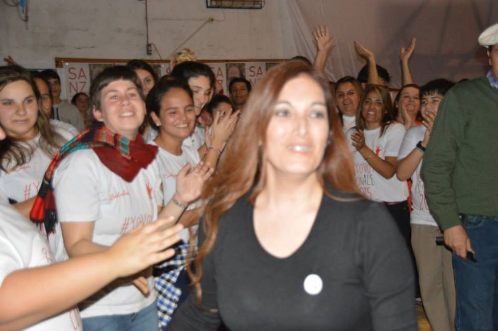 JAVIERA QUINCOCES PRESIDENTE DEL COMITE LOCAL DE LA UCR