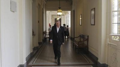 El FpV endureci� su postura y reclama suspender la sesi�n