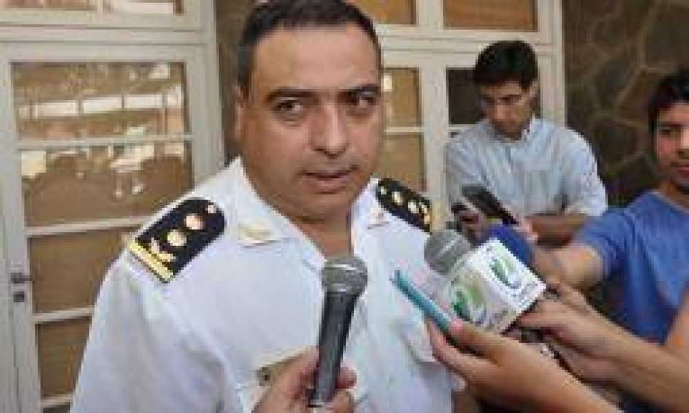 �La escuela de polic�a no es una bolsa de trabajo�