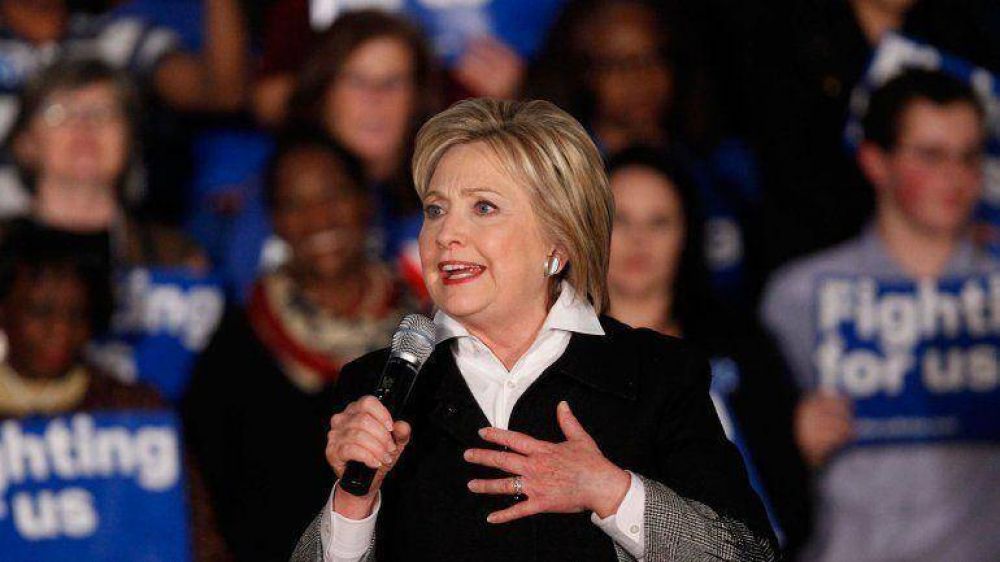 Hillary Clinton carg� contra Donald Trump: 