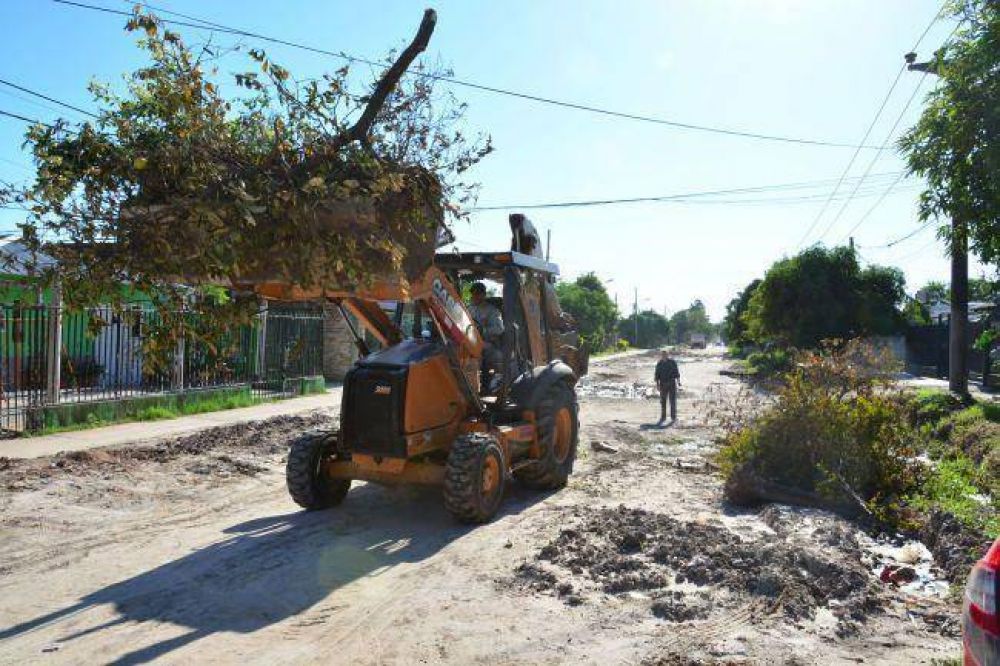 Trabajos de limpieza en dos vastos sectores de la ciudad