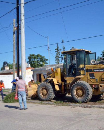 Efectuaron operativo de limpieza en Los Telef�nicos e Independencia