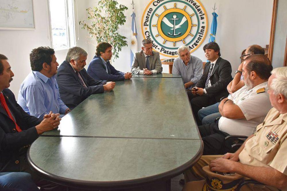 Arcioni y Gilardino pusieron en funciones al Director del Puerto de Comodoro