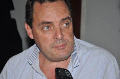 Vitale present� un proyecto para bajar la tarifa de luz