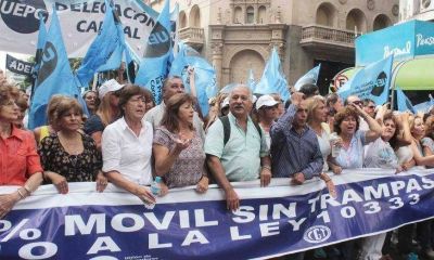 La Uepc debate si acepta la nueva propuesta salarial del Gobierno provincial