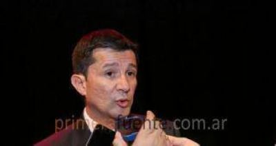 Denunciaron a Mendelek por discriminaci�n hacia un edil de otro signo pol�tico
