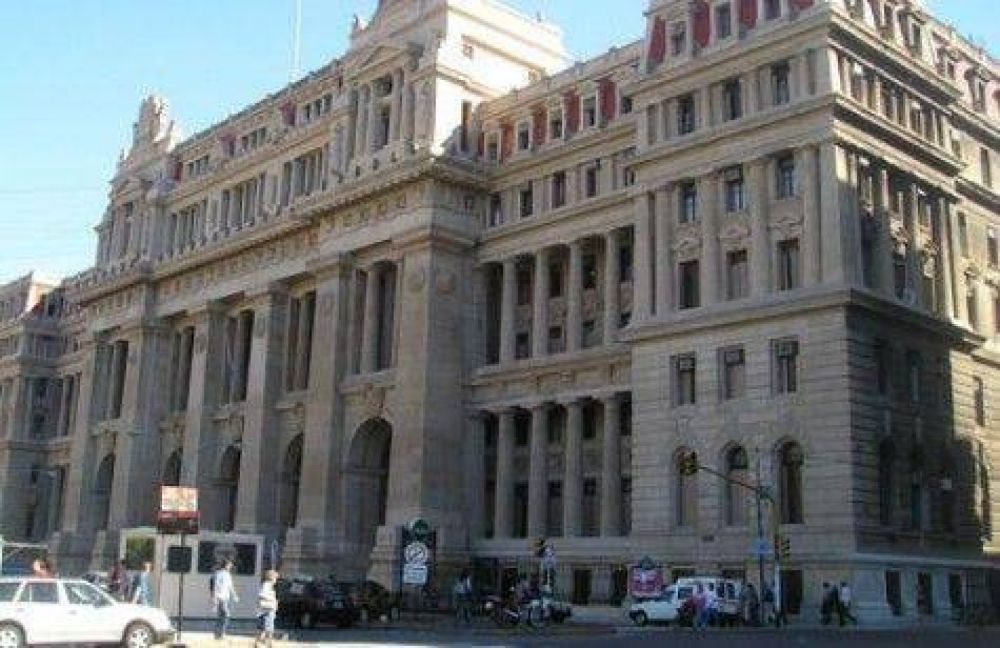 El primero ser�a el Laboral