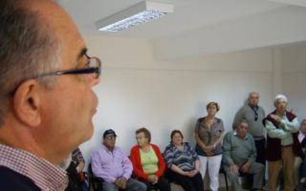 Coronel Surez: Municipales reclaman aumentos que no fueron percibidos