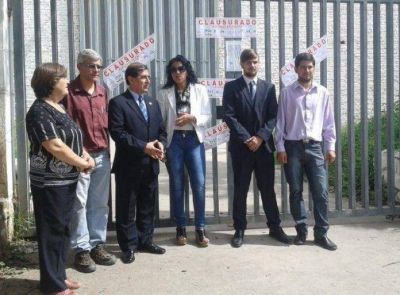 Por incumplimiento de normas: clausuran distribuidora de gas en Perico
