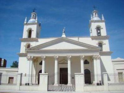 Programa de la iglesia Catedral para la �Semana Santa en el A�o de la Misericordia�