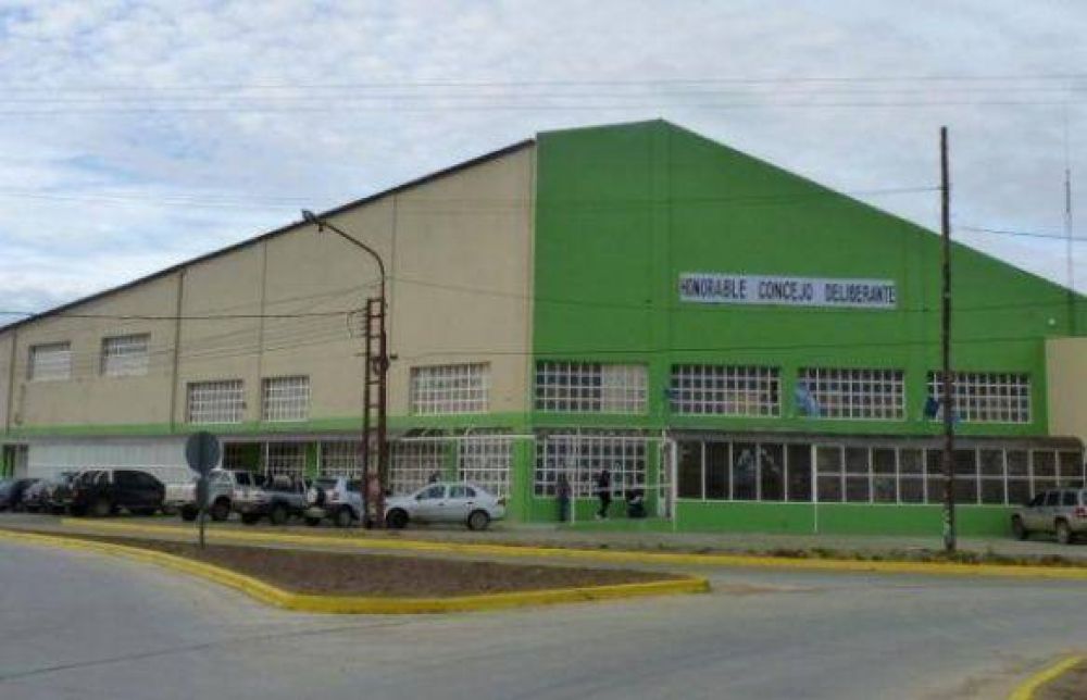 Ediles del FPV est�n en �total desacuerdo� con aumento de tasas municipales