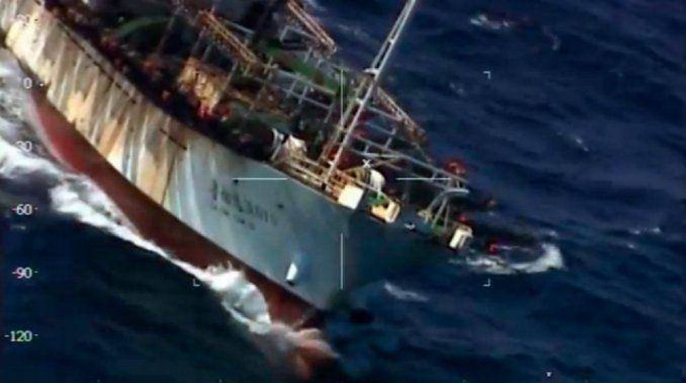 Advertencia china al Gobierno por el hundimiento del buque pesquero