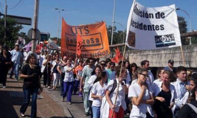Trabajadores de la Salud se movilizaron en reclamo de un aumento salarial