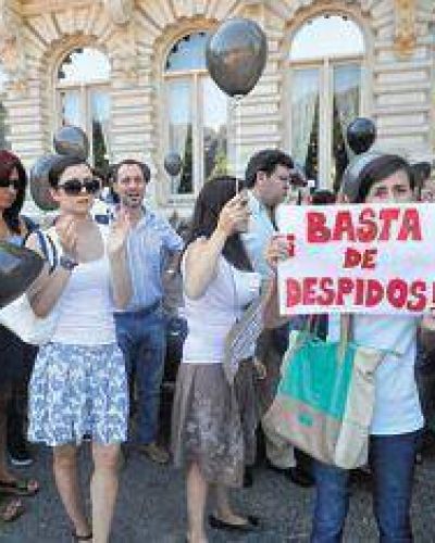 Un paro contra los despidos de estatales