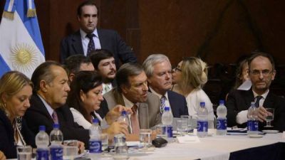 Gobernadores del PJ, un factor clave para el apoyo en el Senado