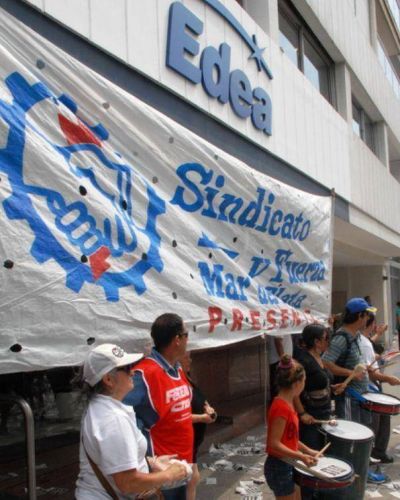 El OCEBA le da la raz�n a Luz y Fuerza Mar del Plata por los contratados