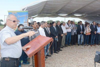 Inauguraron red el�ctrica en el parque industrial