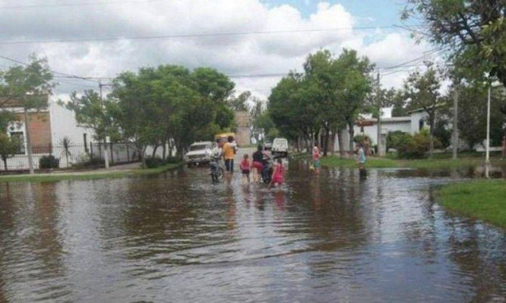 Exigen a la Provincia que sistematice la cuenca h�drica que inunda Arroyito