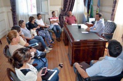 Abella fomenta la apertura legislativa