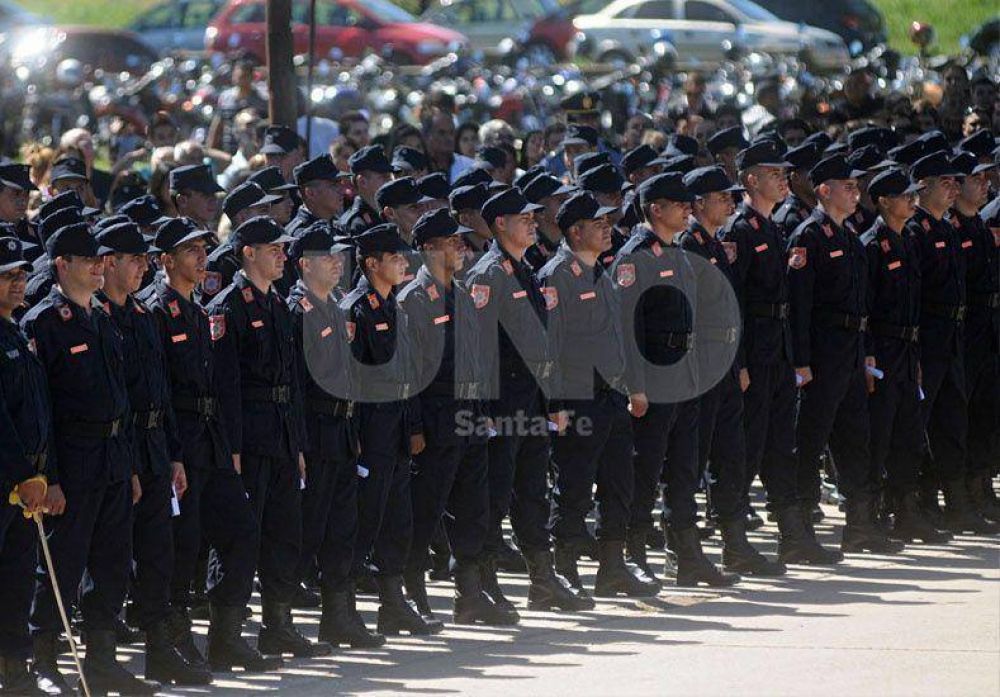 Senado: el mismo d�a ingresaron dos proyectos de reforma policial