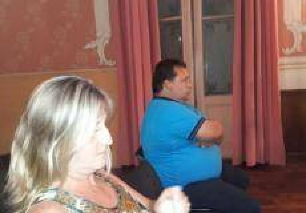 Sesi�n del HCD: Asumieron dos nuevos concejales