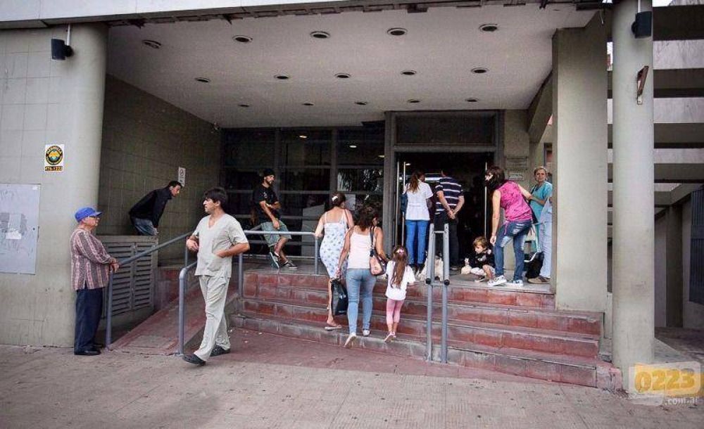 A 4 meses de la apertura del sanatorio Eva Duarte, s�lo funcionan los consultorios
