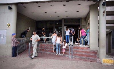 A 4 meses de la apertura del sanatorio Eva Duarte, s�lo funcionan los consultorios