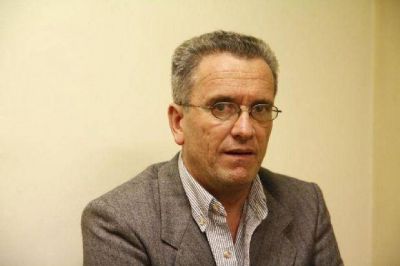 Del Pl� critic� la postura de la Naci�n frente a la visita de Obama