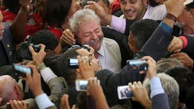 La Justicia anula las demandas contra la asunci�n de Lula como superministro