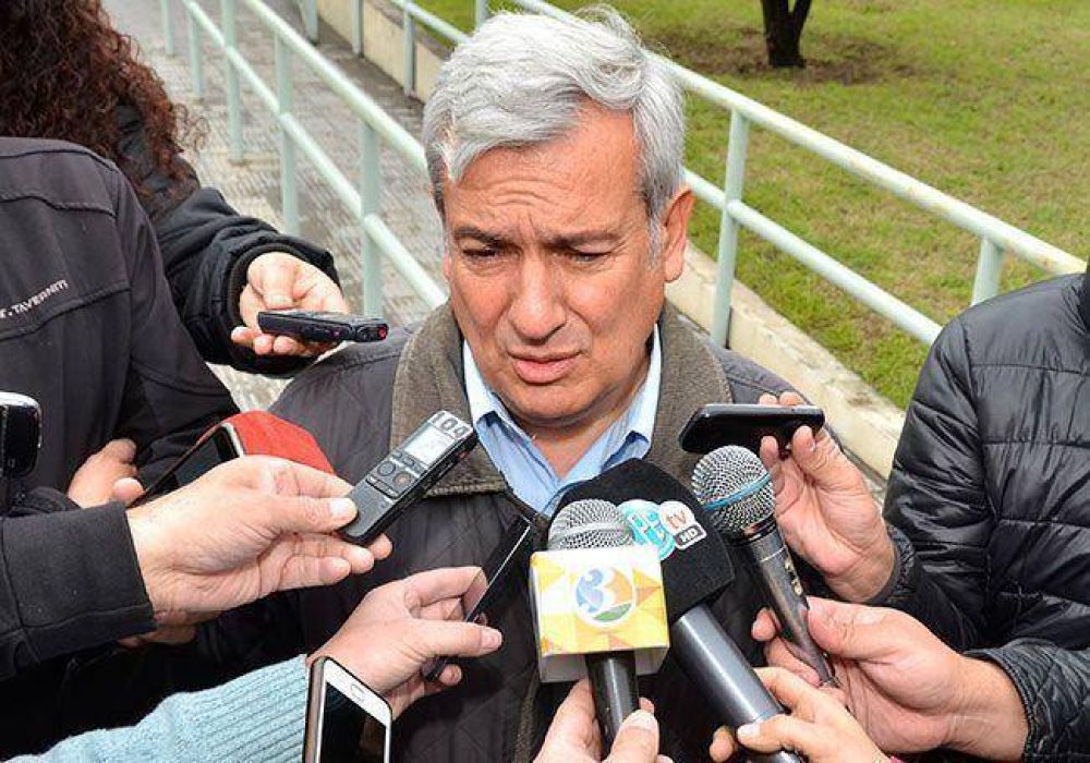 Torroba cruz� a Mac Allister: 