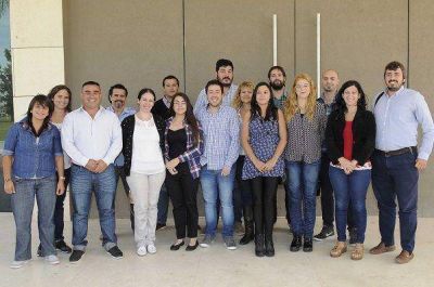 Nardini recibi� a funcionarios, concejales y consejeros escolares
